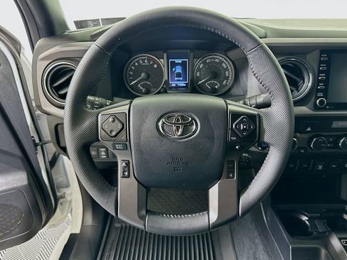 Used 2023 Toyota Tacoma TRD Off-Road image 11