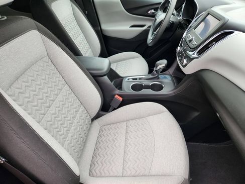 Used 2022 Chevrolet Equinox LT FWD image 5
