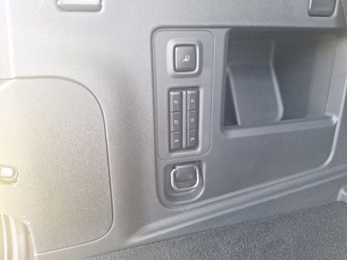 New 2025 Ford Expedition Platinum w/ Driver's Package image 27