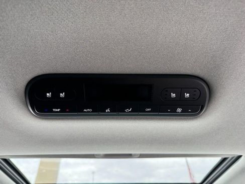 New 2026 Hyundai Palisade Limited image 9