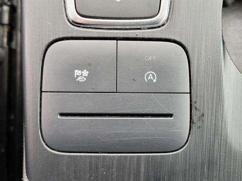 Used 2024 Ford Escape ST-Line image 23