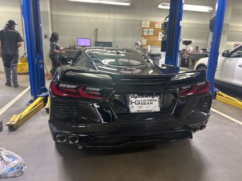 Used 2023 Chevrolet Corvette Stingray Preferred Cpe w/ 2LT RWD image 23