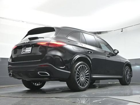 Used 2026 Mercedes-Benz GLC 300 image 39