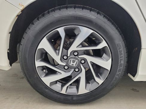 Used 2017 Honda Civic EX image 31