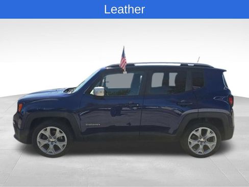 Used 2018 Jeep Renegade Limited w/ UConnect 8.4 Nav Group FWD image 4