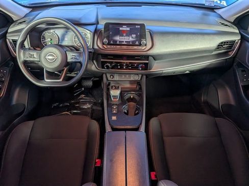 Used 2024 Nissan Rogue S FWD image 14