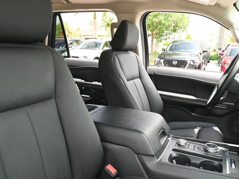 Used 2024 Ford Expedition Max XLT AWD/4WD image 18