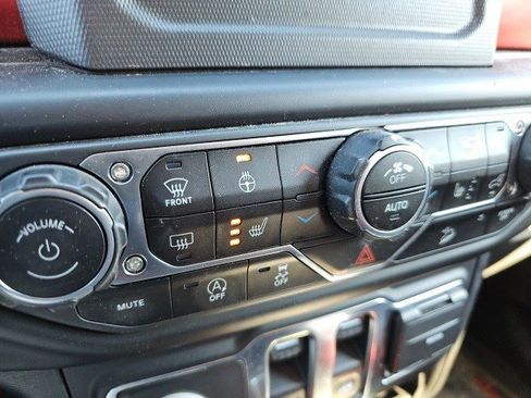 Used 2021 Jeep Wrangler Rubicon w/ Steel Bumper Group image 21