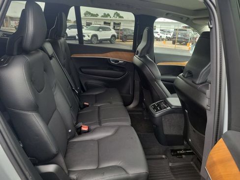 Used 2024 Volvo XC90 B5 Plus w/ Protection Package Premier AWD/4WD image 27