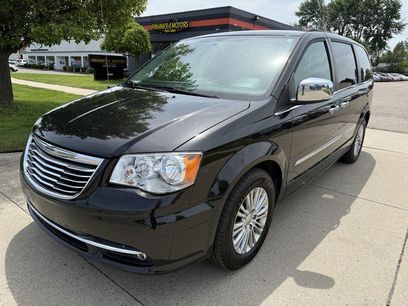 Used 2015 Chrysler Town & Country Touring-L w/ Driver Convenience Group
