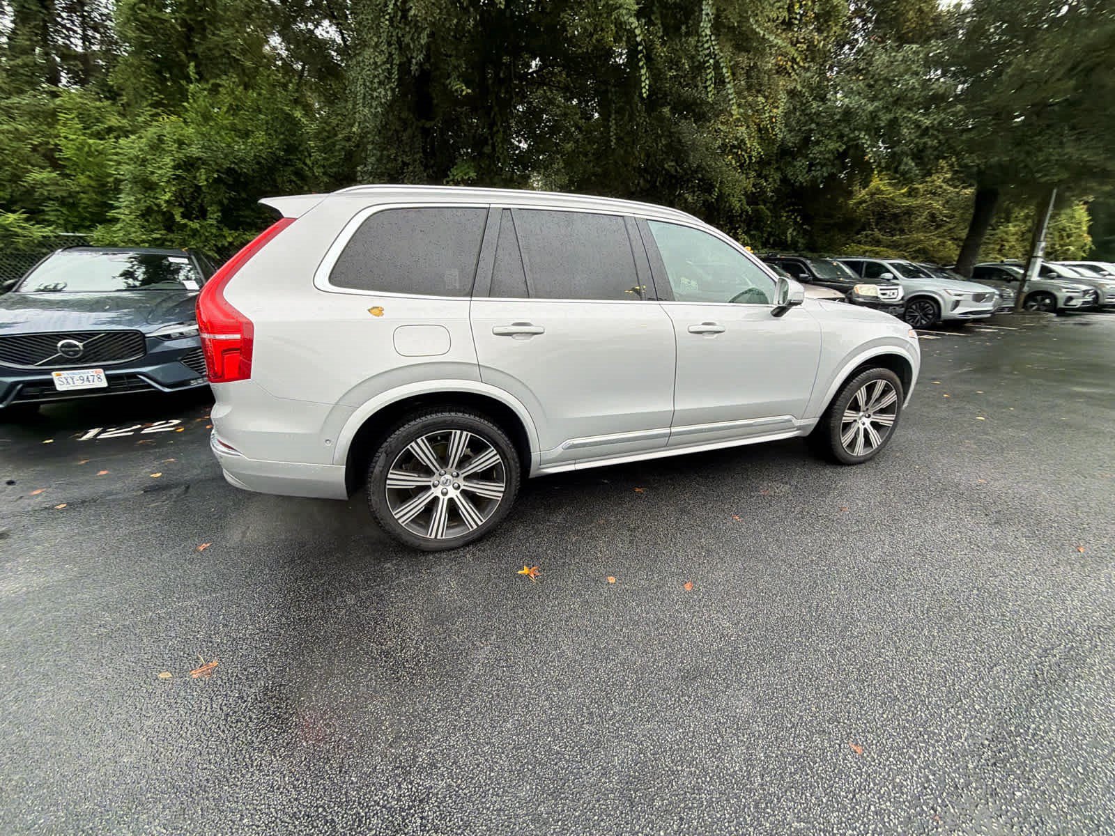 Used 2023 Volvo XC90 T8 Plus AWD/4WD image 17