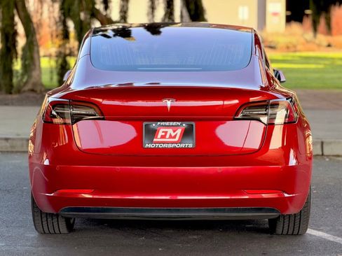 Used 2018 Tesla Model 3 Long Range RWD image 6