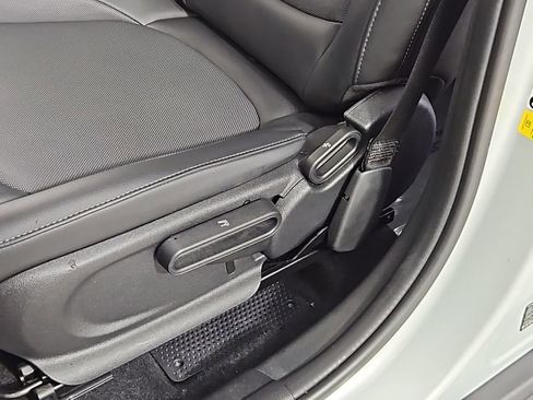 Used 2021 MINI Cooper Countryman image 23