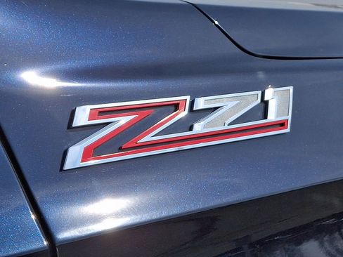 Certified 2021 Chevrolet Suburban Z71 w/ Z71 Signature Package image 8