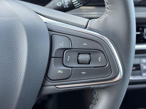 New 2026 Buick Envista Sport Touring FWD image 10