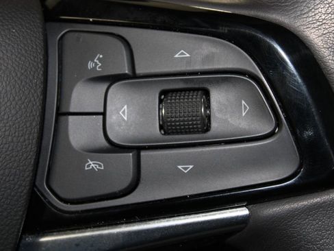 Used 2024 Buick Enclave Essence w/ Sport Touring Edition image 40