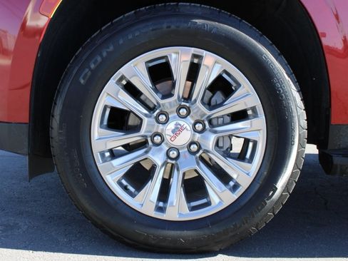 Used 2021 GMC Yukon Denali w/ LPO, Illumination Package image 11