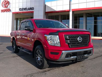 Used 2020 Nissan Titan SV w/ SV Convenience Package