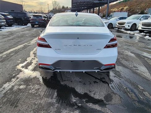 Used 2025 Genesis G70 2.5T image 29