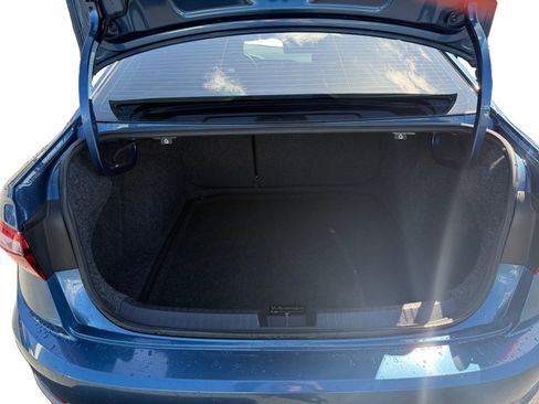 Used 2019 Volkswagen Jetta S image 17