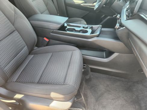 Used 2026 Chevrolet Equinox LT FWD image 14