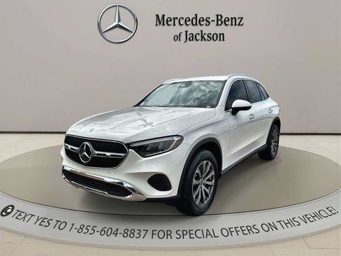 Used 2024 Mercedes-Benz GLC 300 image 4