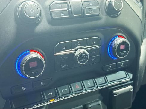 Used 2020 Chevrolet Silverado 2500 LT w/ All Star Edition image 15