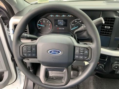 New 2025 Ford F350 XL w/ XL Chrome Package AWD/4WD image 13