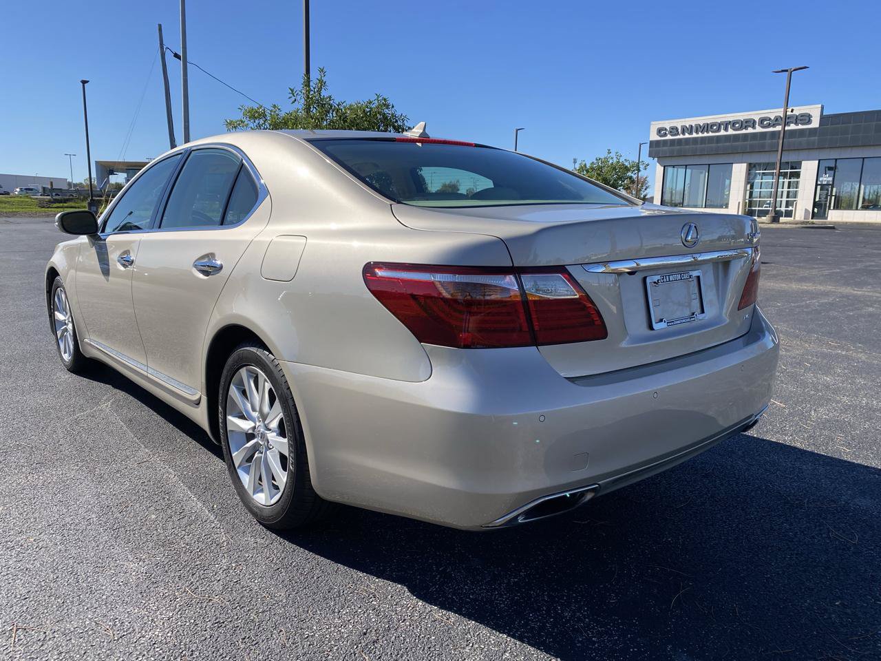 Used 2011 Lexus LS 460 AWD w/ Luxury Value Edition image 7