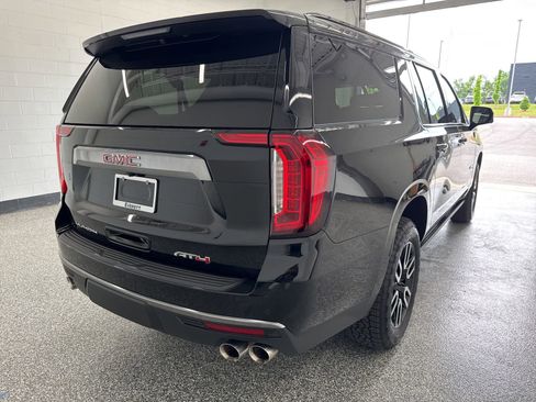 Used 2024 GMC Yukon XL AT4 w/ AT4 Premium Package AWD/4WD image 6