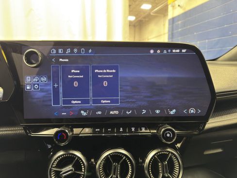 Used 2024 Chevrolet Blazer EV LT image 23