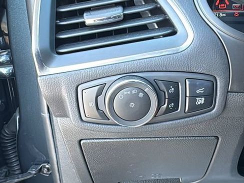 Certified 2024 Ford Edge Titanium image 15