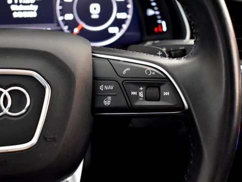 Used 2019 Audi Q7 3.0T Premium Plus w/ Premium Plus Package AWD/4WD image 19