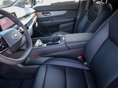 New 2025 Nissan Murano SL image 7