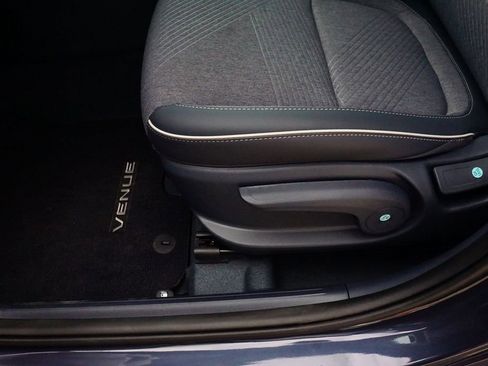 New 2026 Hyundai Venue SEL FWD image 17