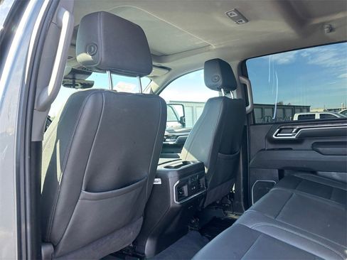 Certified 2025 Chevrolet Silverado 3500 LTZ w/ LTZ Convenience Package image 28