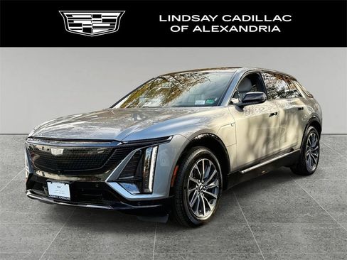 Used 2025 Cadillac Lyriq Sport image 1