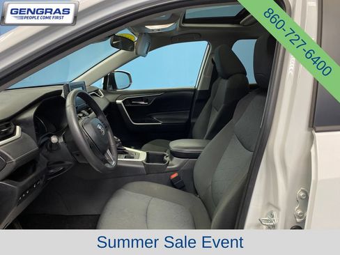 Used 2022 Toyota RAV4 XLE w/ Convenience Package AWD/4WD image 11