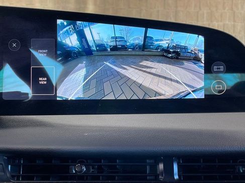 Used 2024 Lucid Air Touring image 31