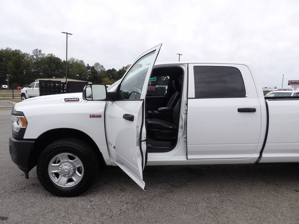 Used 2022 RAM 2500 Tradesman RWD image 13