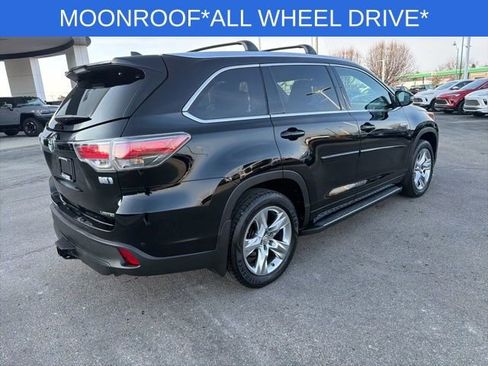 Used 2015 Toyota Highlander Limited Platinum image 12