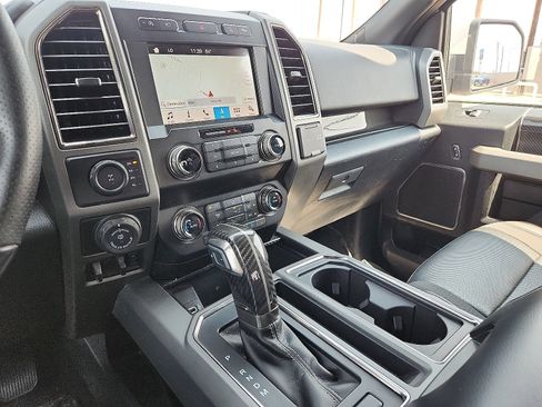 Used 2019 Ford F150 Raptor w/ Equipment Group 802A Luxury AWD/4WD image 20