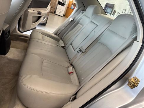 Used 2005 Chrysler 300 C image 25