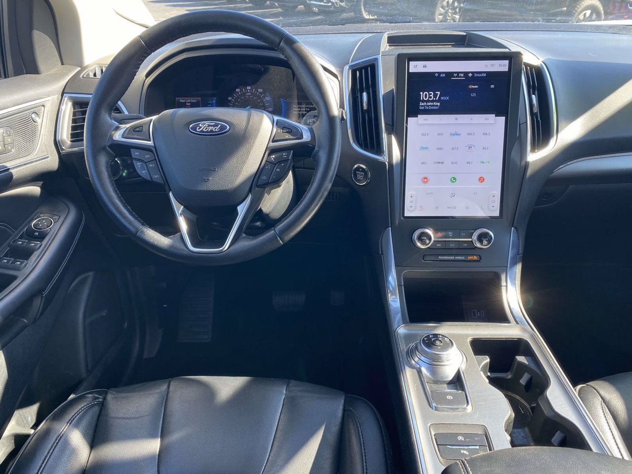 Used 2022 Ford Edge Titanium AWD/4WD image 19
