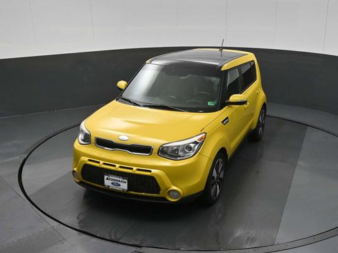 Used 2014 Kia Soul ! w/ Sun & Sound Package FWD image 12