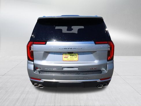 New 2026 GMC Yukon XL Denali w/ Denali Reserve Package AWD/4WD image 6