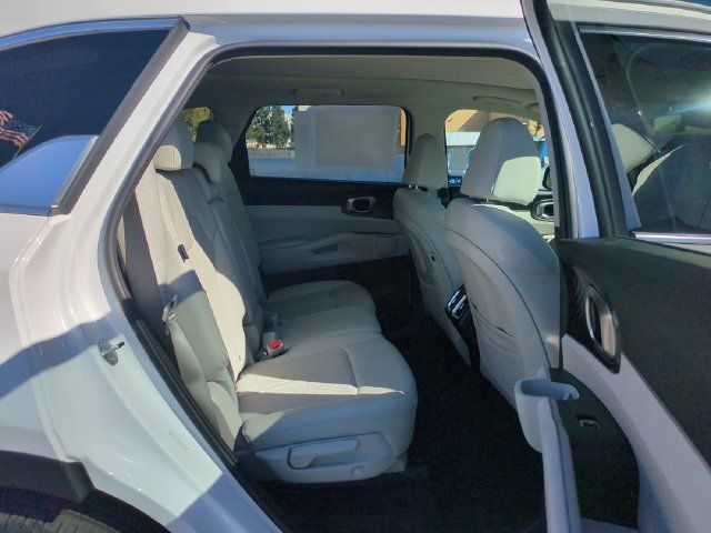 Certified 2026 Kia Sorento S w/ S Panoramic Sunroof Package FWD image 29