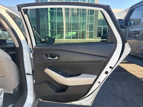Used 2023 Honda Accord EX image 5