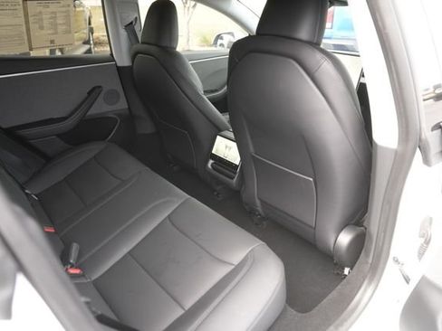 Used 2024 Tesla Model 3 Standard Range image 15