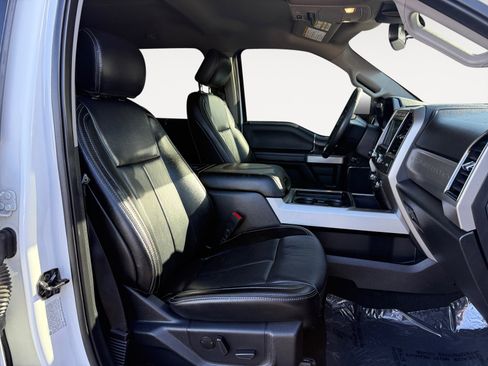 Used 2021 Ford F350 Lariat image 19